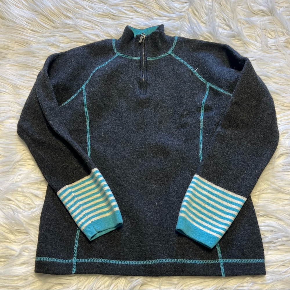 Neve designs wool Black and Blue Sweater